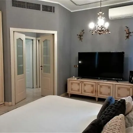 2 Dei Mercanti Appartamento Milano